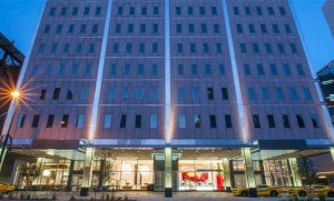 Located in Downtown Denver just a block from the Colorado Convention Center, our Homewood Suites offers all the comforts of home.